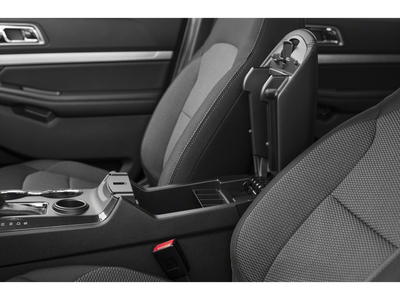 2018 Ford Explorer XLT W/ 3RD ROW SEATS & REARVIEW CAMERA