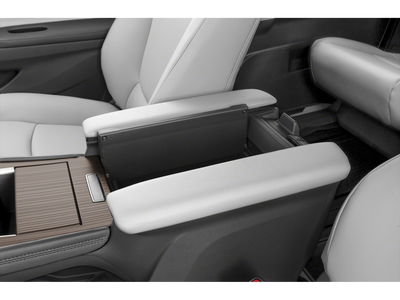 2022 Toyota Sienna XLE 8 Passenger