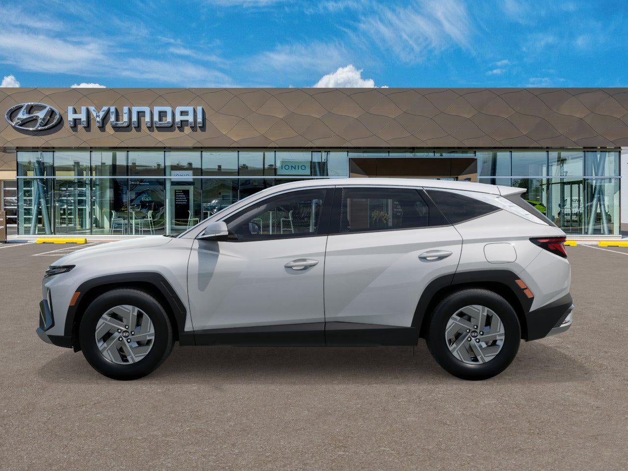 2026 Hyundai TUCSON HYBRID SE