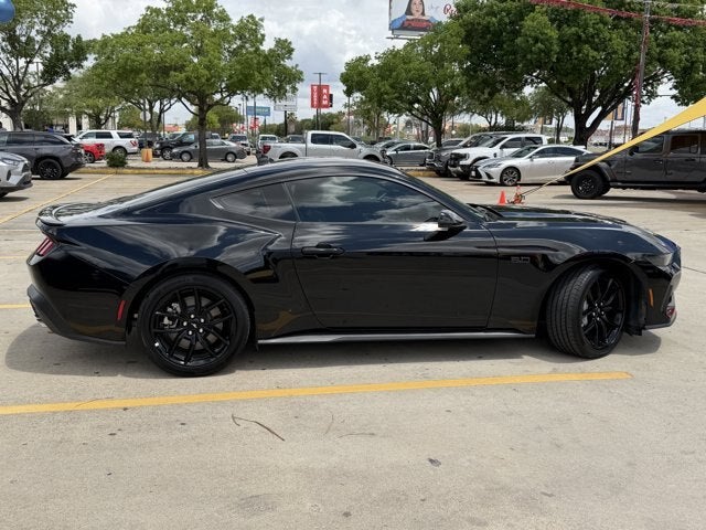 2024 Ford Mustang Base