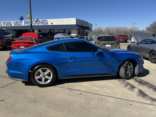 2021 Ford Mustang EcoBoost