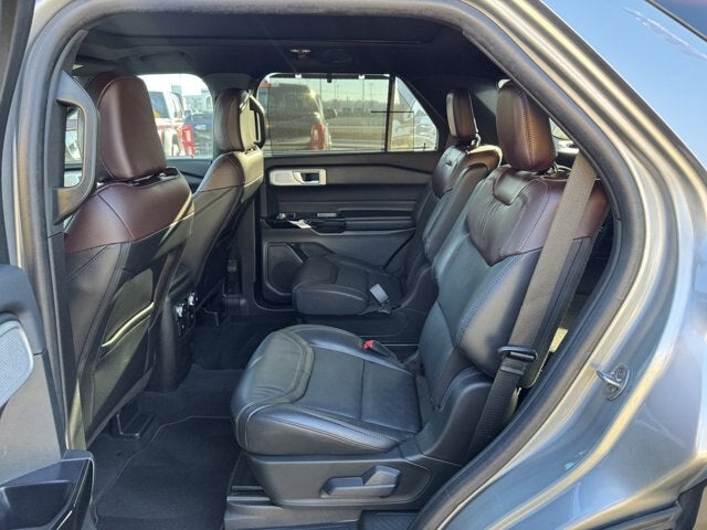 2022 Ford Explorer Platinum