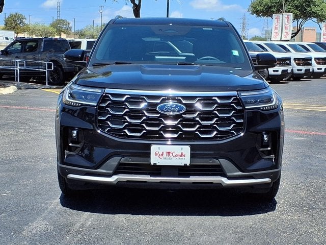 2025 Ford Explorer Platinum®