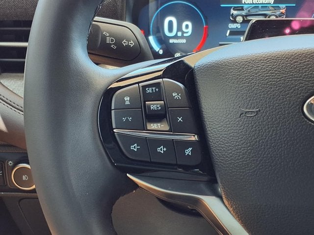 2025 Ford Explorer Platinum®