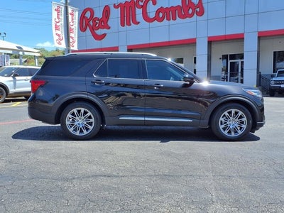 2025 Ford Explorer Platinum®