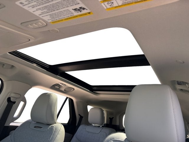 2025 Ford Explorer Platinum®