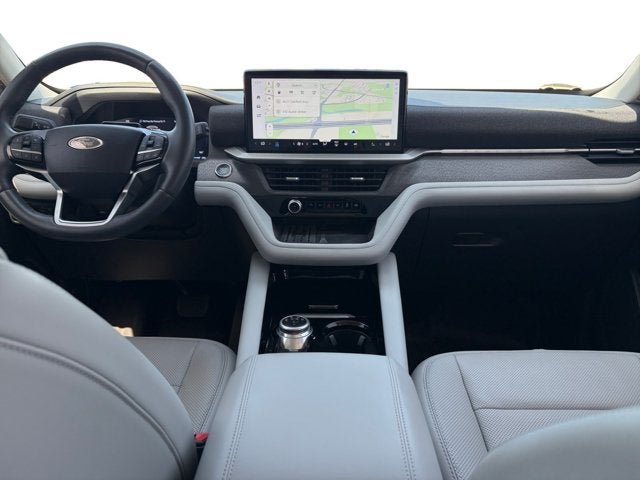 2025 Ford Explorer Platinum®