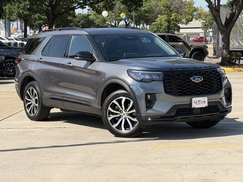 2025 Ford Explorer ST-Line