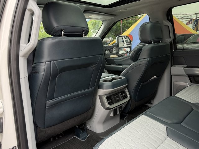 2024 Ford Super Duty F-250 SRW Platinum