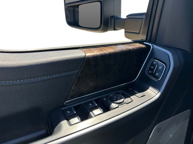 2025 Ford Super Duty F-250 SRW Lariat®