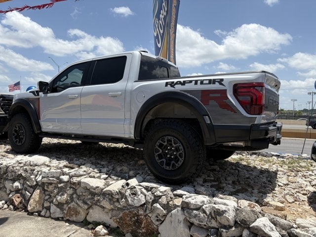2025 Ford F-150 Raptor R