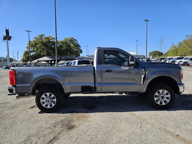 2024 Ford Super Duty F-350 SRW XLT