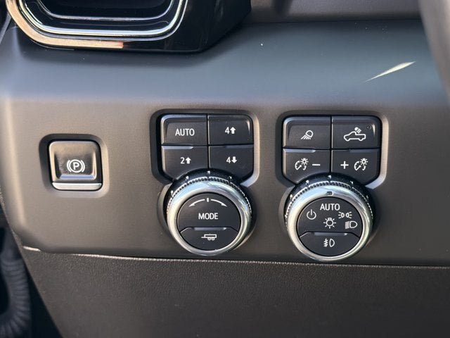 2025 GMC Sierra 2500HD AT4X