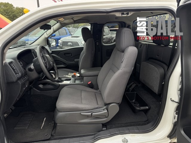 2023 Nissan Frontier S