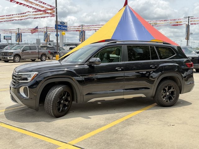 2024 Volkswagen Atlas 2.0T Peak Edition SE w/Technology