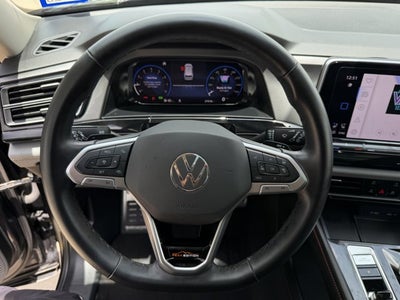 2024 Volkswagen Atlas 2.0T Peak Edition SE w/Technology