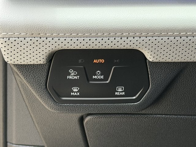 2024 Volkswagen Atlas 2.0T Peak Edition SE w/Technology