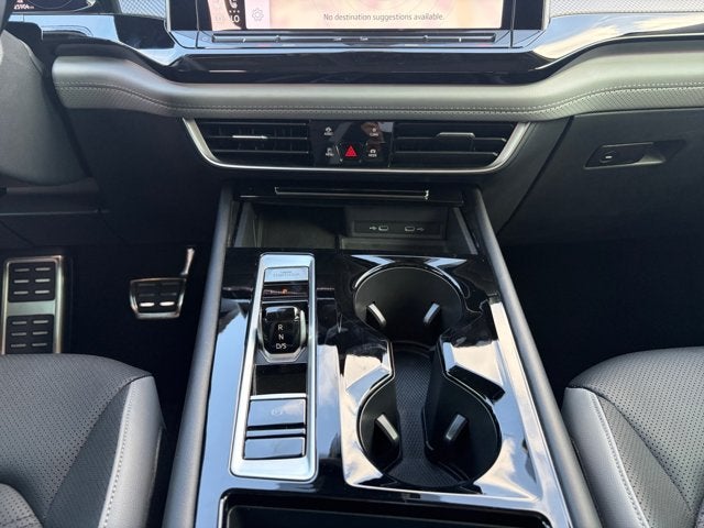 2024 Volkswagen Atlas 2.0T Peak Edition SEL