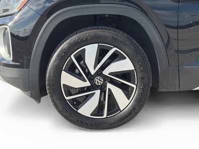 2024 Volkswagen Atlas 2.0T Peak Edition SEL