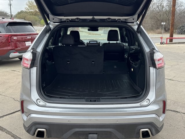 2022 Ford Edge ST