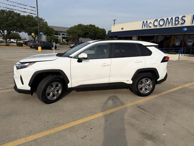 2025 Toyota RAV4 Hybrid XLE