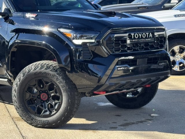 2025 Toyota Tacoma 4WD TRD Pro Hybrid