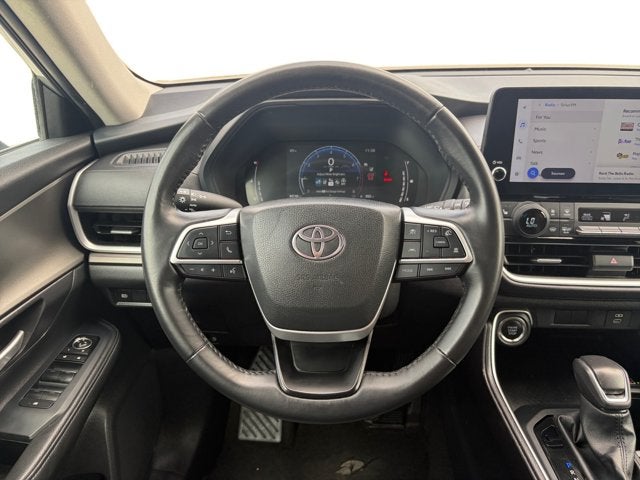 2025 Toyota Grand Highlander LE