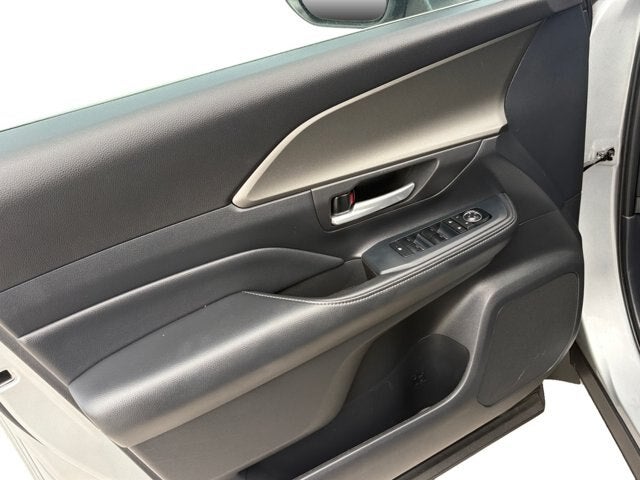 2025 Toyota Grand Highlander LE
