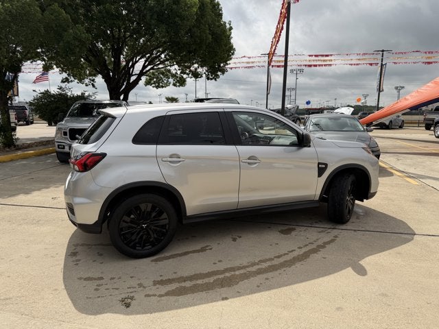 2025 Mitsubishi Outlander Sport LE