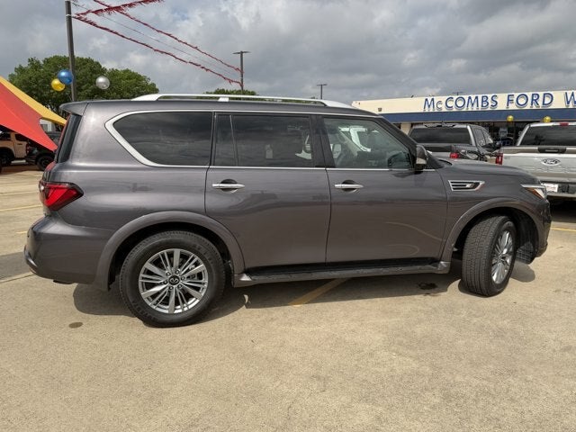2024 INFINITI QX80 LUXE