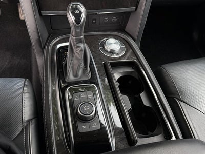 2024 INFINITI QX80 LUXE