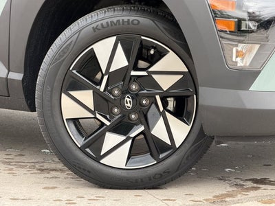 2024 Hyundai KONA SEL
