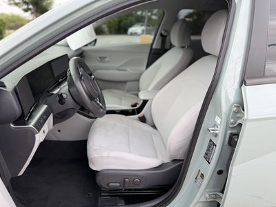 2024 Hyundai KONA SEL