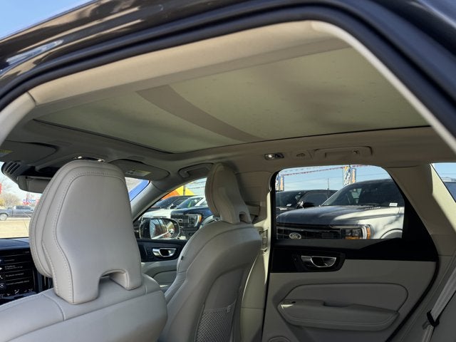 2021 Volvo XC60 Inscription