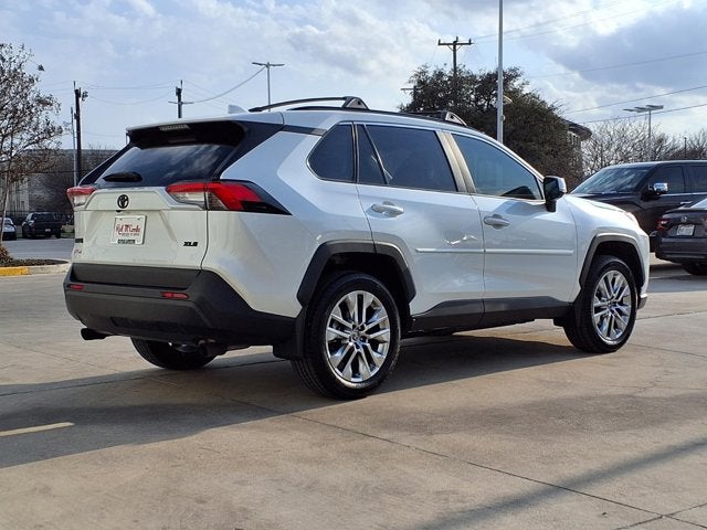 2025 Toyota RAV4 XLE Premium