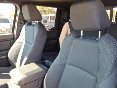 2025 Toyota Tacoma 4WD SR5