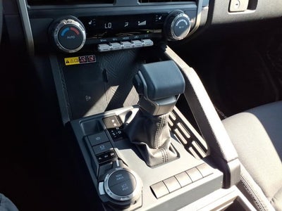 2025 Toyota Tacoma 4WD SR5