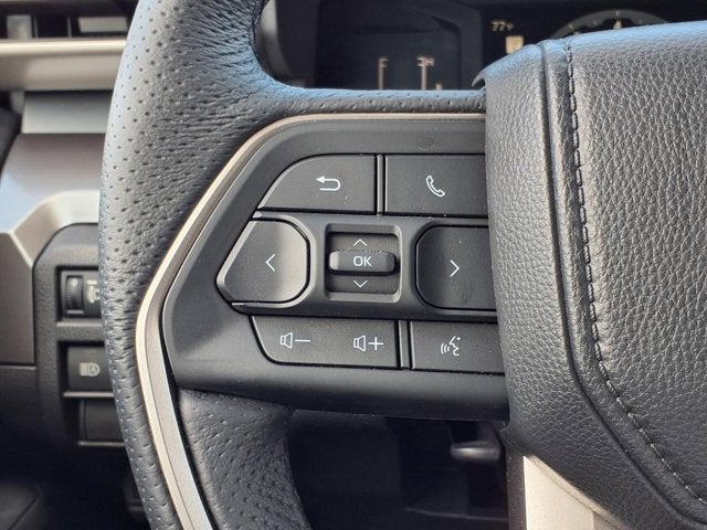 2025 Toyota Tacoma 4WD SR5