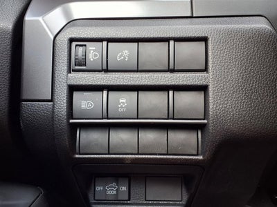 2025 Toyota Tacoma 4WD SR5