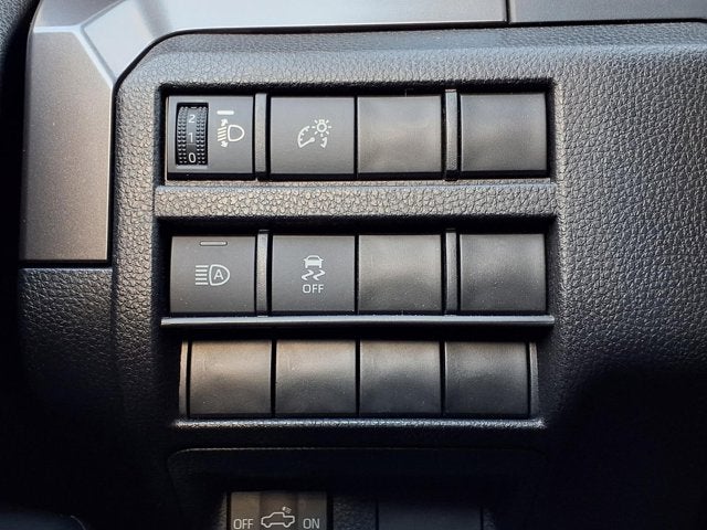 2025 Toyota Tacoma 4WD SR5