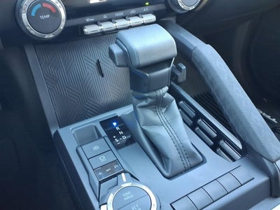 2025 Toyota Tacoma 4WD SR5