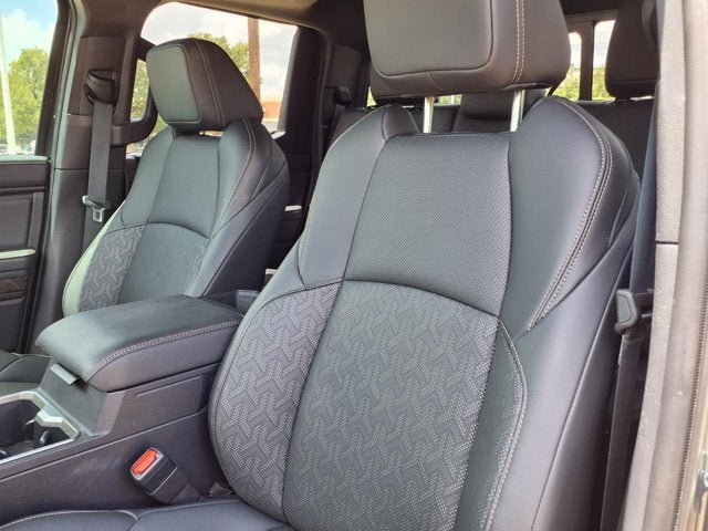 2025 Toyota Tacoma 4WD Limited Hybrid