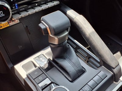 2025 Toyota Tacoma 4WD Limited Hybrid