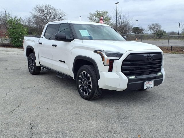 2024 Toyota Tundra 4WD SR5