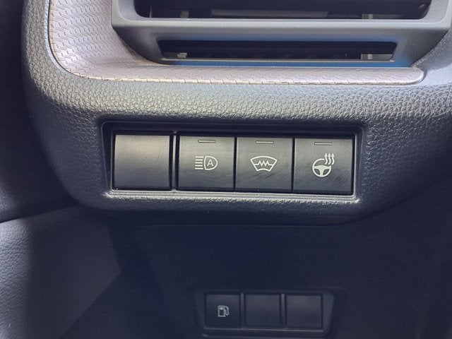 2025 Toyota Prius XLE