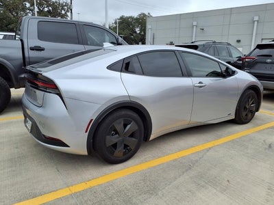 2025 Toyota Prius LE