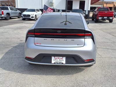 2025 Toyota Prius LE