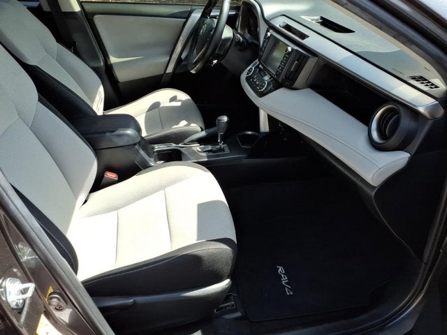 2018 Toyota RAV4 Hybrid XLE