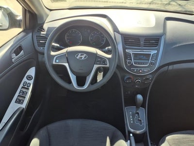 2016 Hyundai ACCENT SE