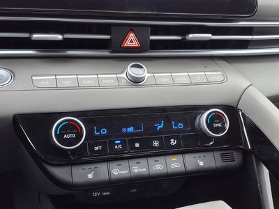 2025 Hyundai ELANTRA SEL Convenience